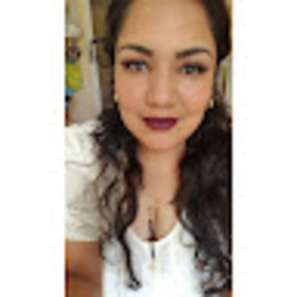 Meet your Posher, Janette - Picture 1 of 1